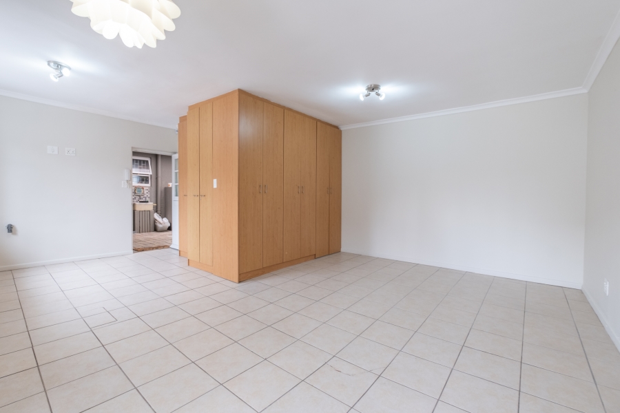 1 Bedroom Property for Sale in Plumstead Western Cape